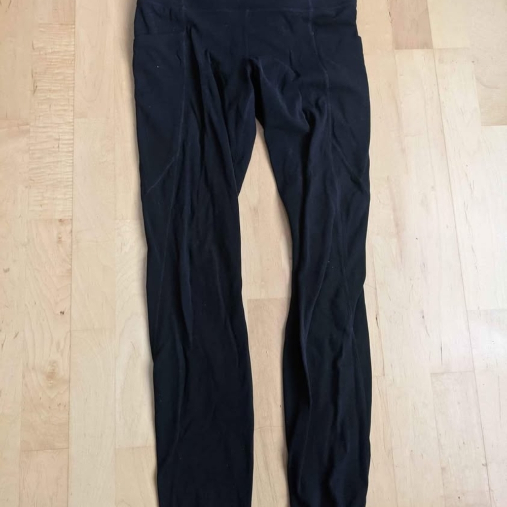 Athleta Salutation Black Leggings